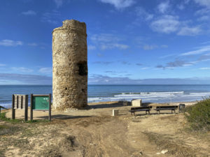 La torre del Puerco am Playa de la Barrosa nahe Cádiz.