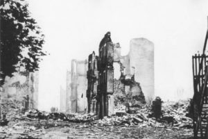 Das von der Legion Condor zerstörte baskische Guernica (Foto: Bundesarchiv, 183-H25224).