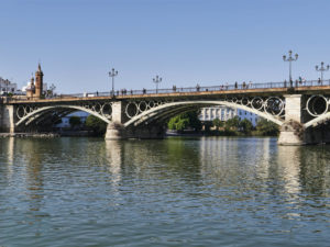Puente de Isabel II Sevilla.