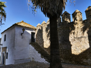 Die Stadtmauer von Vejer de la Frontera.